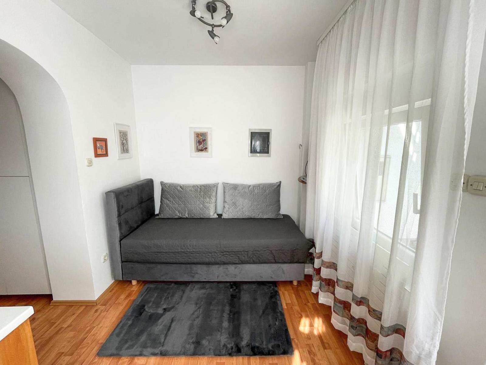 Apartmani Tatjana Novalja Kültér fotó